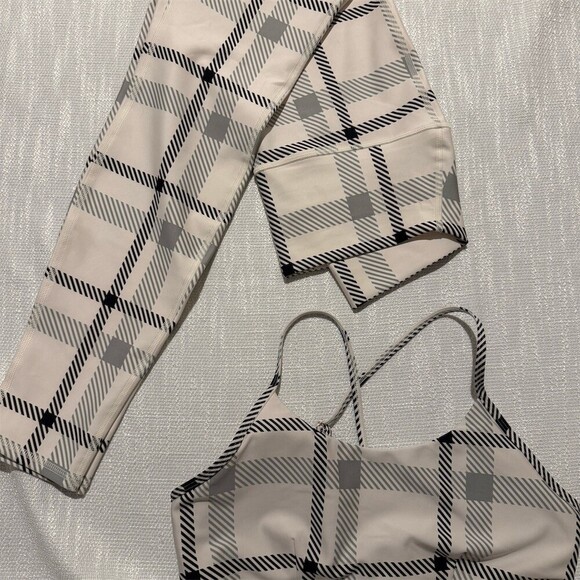 Alo Yoga Tops - Alo Yoga Airlift Plaid 2pc Set Womens L High-Waisted Leggings + Bra